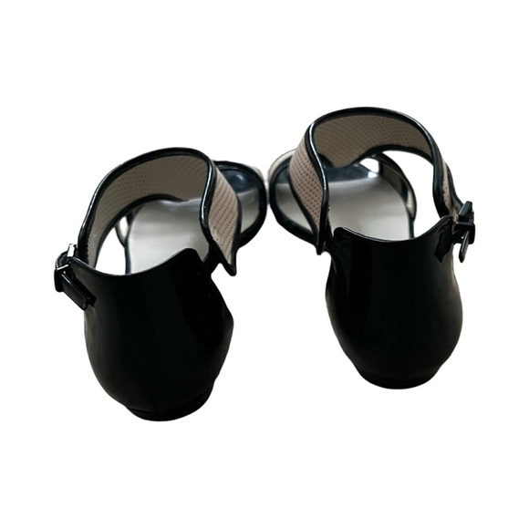 NEW GIORGIO ARMANI Beige Perforated Leather Black Patent Gladiator Flat Sz 36.5 - Picture 2 of 6